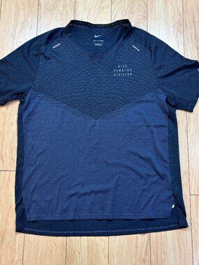 Nike Dri-FIT ADV Run Division Tech Knit T-Shirt Blue Men's Size L DD4795-014
